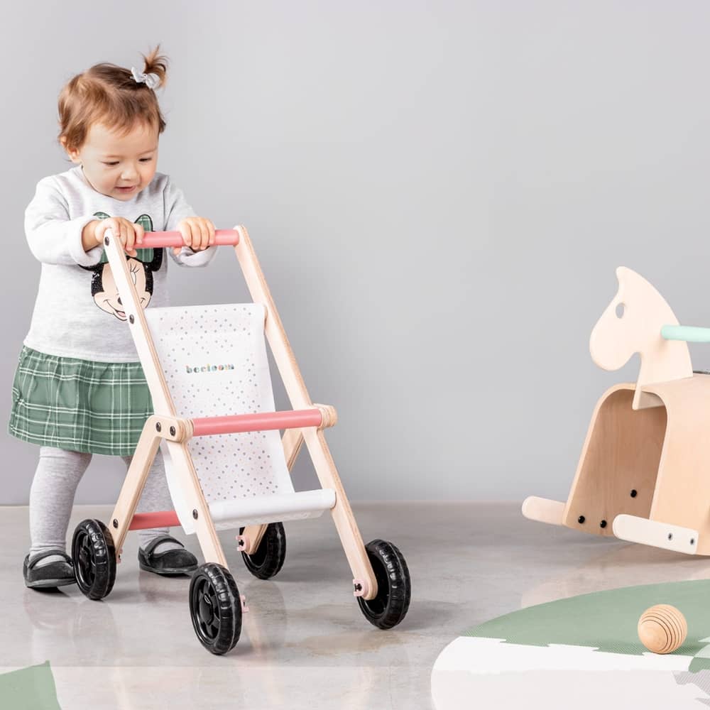 primeros pasos bebe bubble buggy